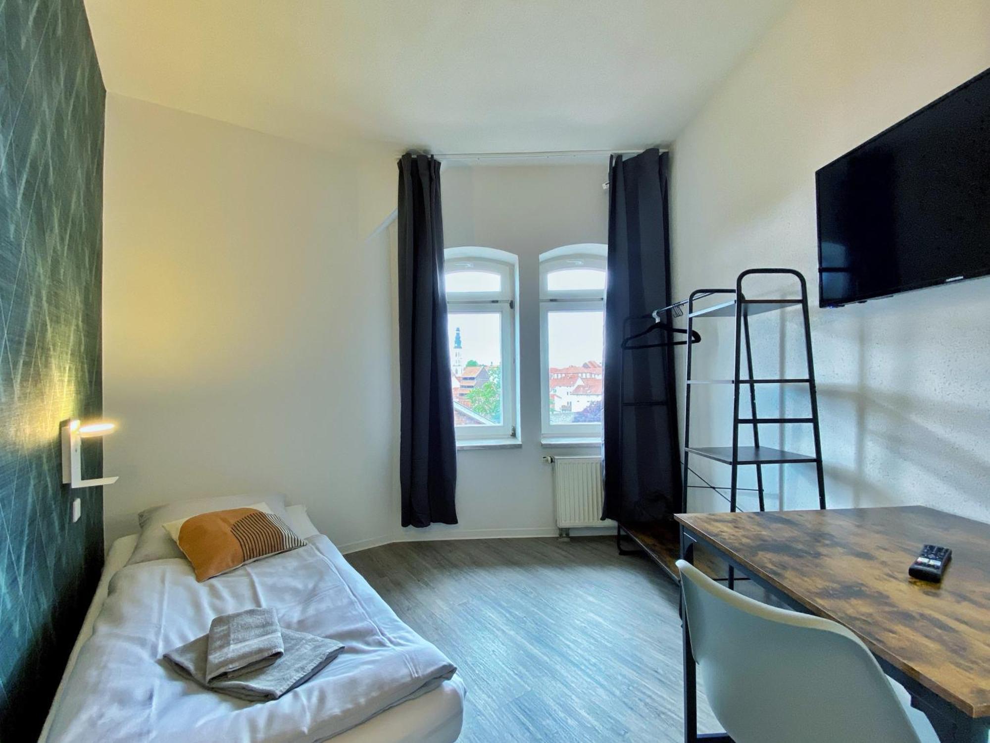 Sacher S Quartiere Muehlhausen Bagian luar foto